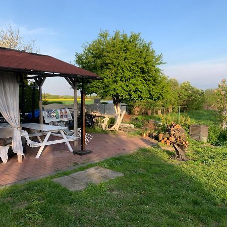 Pokoje gościnne Ścibórz Exterior foto
